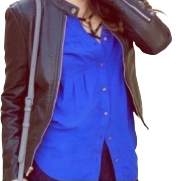 Anthropologie Maeve blue button down shirt size small - Picture 8 of 8